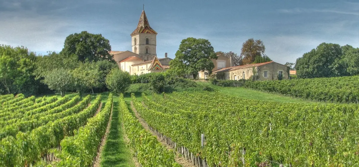 top things to do in France - Bordeaux and Burgundy. Hidden Villages in France